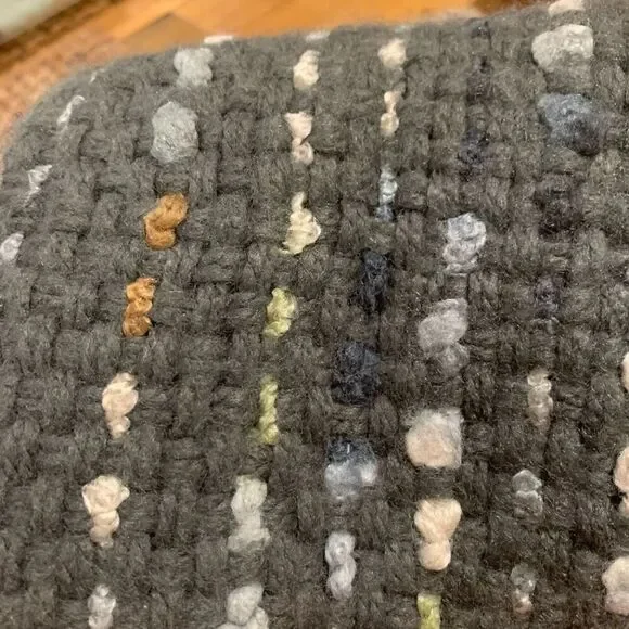 Helen Welsh, Italian Knit Scarf with Embedded Knit Details, Fringe, Unisex 60x8” - Picture 3 of 6